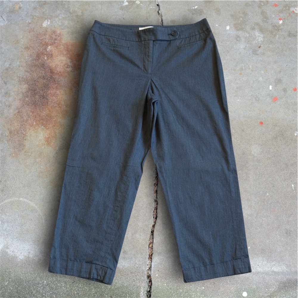LOFT Charcoal Gray Cropped Capris